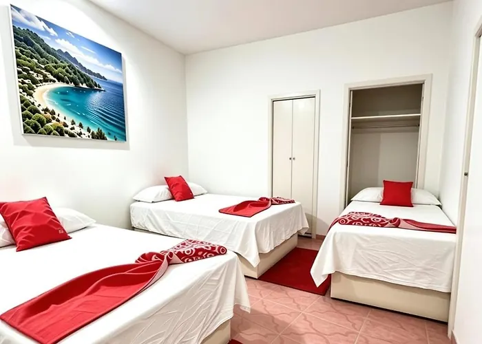 Zihua Malibu Hotel 3*